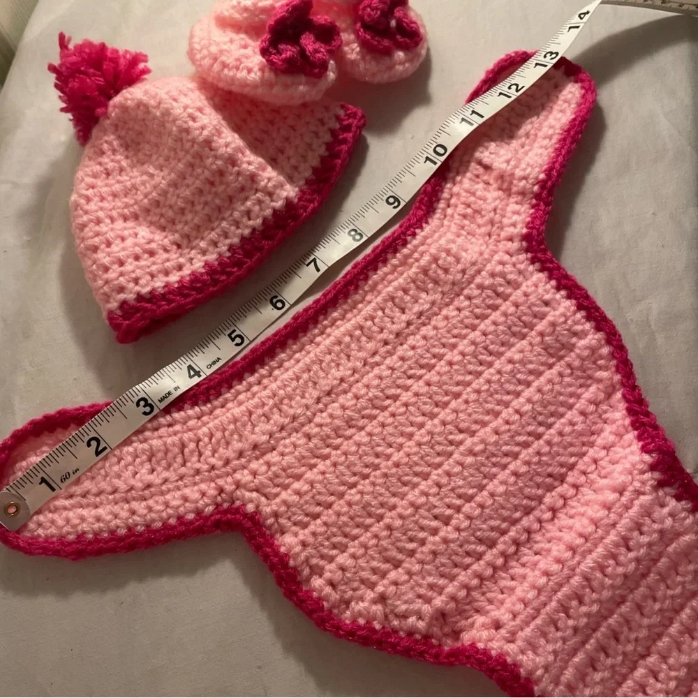 NWOT Pink Hand Crocheted NB/3M Hat Diaper Cover and Booties Doll Photo Shoot